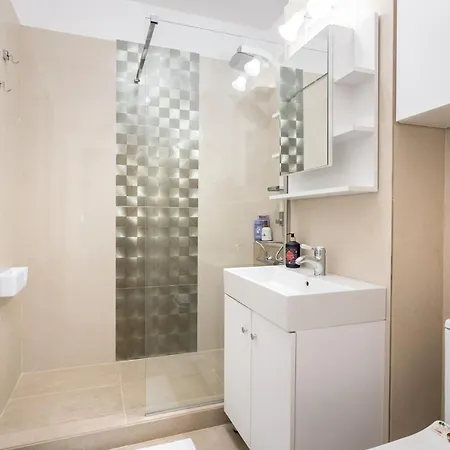 Urban Nest Bucureşti